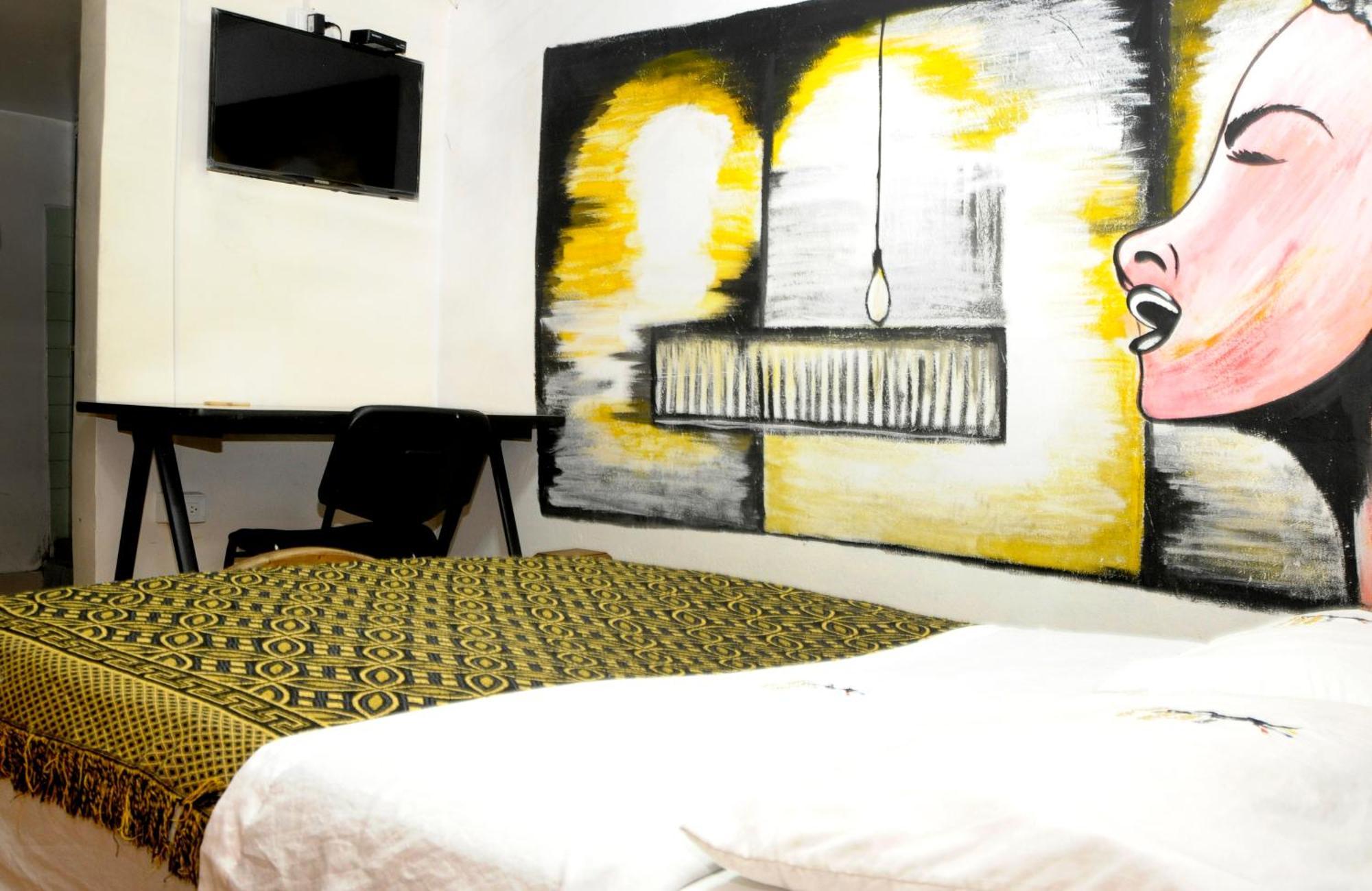 H C De Quevedo Hotel โบโกตา ภายนอก รูปภาพ